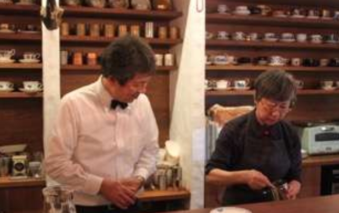 充子さん（右）と私